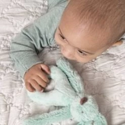 Happy Horse Konijn Richie Rammelaar - Lagoon Groen - Baby Cadeau 11 Happy Horse Konijn Richie Rammelaar - Lagoon Groen - Baby Cadeau -duurzamer-speelgoed Verkoop 483x840 4