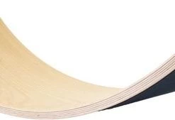 Wobbel Original Zwart - Blank Gelakt Houten Balance Board Van 90 Cm Met Zwart Wolvilt -duurzamer-speelgoed Verkoop 550x169 1