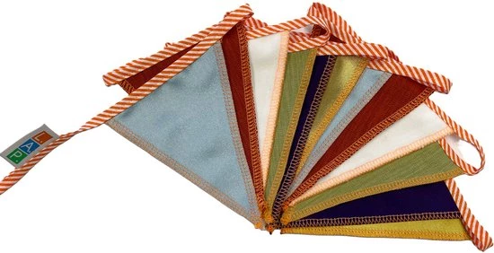 L.A.P. Atelier Mini-vlaggenlijn Multicolor | 2,5 Meter | Stoffen Vlaggetjes | Duurzaam & Handgemaakt 3 L.A.P. Atelier Mini-vlaggenlijn Multicolor | 2,5 Meter | Stoffen Vlaggetjes | Duurzaam & Handgemaakt