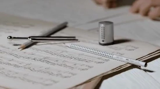 Faber-Castell Grafietpotlood - GRIP 2001 - HB - Met Gum - FC-117200 3 Faber-Castell Grafietpotlood - GRIP 2001 - HB - Met Gum - FC-117200 - Afbeelding 2