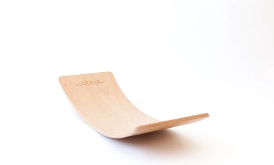 Wobbel Starter Zonder Vilt - Houten Balance Board Van 70 Centimeter - Geschikt Voor 0 Tot 3 Jaar 9 Wobbel Starter Zonder Vilt - Houten Balance Board Van 70 Centimeter - Geschikt Voor 0 Tot 3 Jaar - Afbeelding 7
