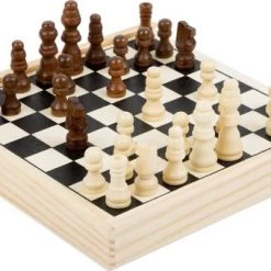 Small Foot Company Small Foot - Chess Game To Go -duurzamer-speelgoed Verkoop 550x339 1