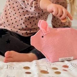 Woodlane Gerecyclede Spaarpot - Spaarvarken Roze 29 Woodlane Gerecyclede Spaarpot - Spaarvarken Roze -duurzamer-speelgoed Verkoop 550x366 118