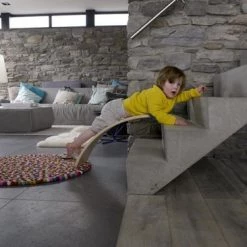 Wobbel Original Muis (grijs) - Linnen / Whitewash Houten Balance Board Van 90 Cm Met Grijs Wolvilt -duurzamer-speelgoed Verkoop 550x366 201