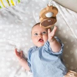 Lovevery Play Gym - Baby Speelgoed 0 Jaar - Babygym Hout - Baby Cadeau - Speelkleed - Duurzaam -duurzamer-speelgoed Verkoop 550x366 3