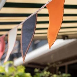 L.A.P. Atelier Vlaggenlijn Hollands Glorie | 4 Meter |stoffen Vlaggetjes | Duurzaam & Handgemaakt | Oranje Rood Wit Blauw -duurzamer-speelgoed Verkoop 550x366 43