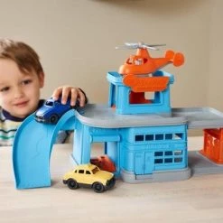 Green Toys - Parkeergarage Speelset 11 Green Toys - Parkeergarage Speelset -duurzamer-speelgoed Verkoop 550x366 61