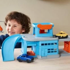 Green Toys - Parkeergarage Speelset 12 Green Toys - Parkeergarage Speelset -duurzamer-speelgoed Verkoop 550x366 62