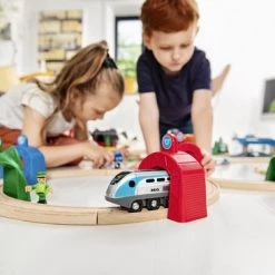 BRIO Smart Tech Engine - Locomotief Met 2 Actietunnels - 33834 25 BRIO Smart Tech Engine - Locomotief Met 2 Actietunnels - 33834 -duurzamer-speelgoed Verkoop 550x366 79