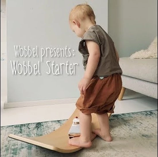 Wobbel Starter Zonder Vilt - Houten Balance Board Van 70 Centimeter - Geschikt Voor 0 Tot 3 Jaar 7 Wobbel Starter Zonder Vilt - Houten Balance Board Van 70 Centimeter - Geschikt Voor 0 Tot 3 Jaar - Afbeelding 5