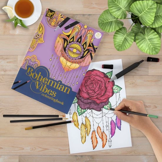 Craft Sensations Colouringbook For Adults | Set Van 2 | Geschikt Voor Markers En Kleurpotloden | 250 Grams Papier | Elk Kleurboek Voorzien Van 20 Pagina's | Kleurboek Voor Volwassenen | 40 Designs In Totaal 4 Craft Sensations Colouringbook For Adults | Set Van 2 | Geschikt Voor Markers En Kleurpotloden | 250 Grams Papier | Elk Kleurboek Voorzien Van 20 Pagina's | Kleurboek Voor Volwassenen | 40 Designs In Totaal - Afbeelding 2